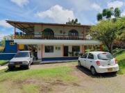 CASA CAMPESTRE EN VENTA EN COMBIA