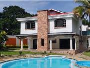 CASA CAMPESTRE EN VENTA EN LAGOS DE MENZULY FLORIDABLANCA
