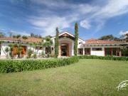 CASA CAMPESTRE EN VENTA EN LLANOGRANDE, ANTIOQUIA