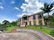 Casa Campestre En Venta En Medellin En Las Palmas V192555