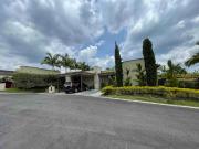 Casa Campestre en Venta, moderna con piscina en Armenia...