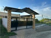 Casa campestre independiente para la venta en Santa Rosa...