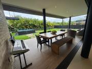 CASA CAMPESTRE MODERNA CON JACUZZI