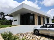 Casa campestre para estrenar en La Mesa Cund, COL con...