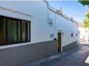 Casa Canaria Renovada con Encanto en el Corazón de...