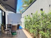 Casa | Casa Isolada/Condomínio Fechado