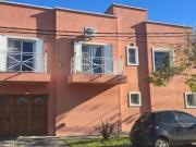 CASA CENTRICA 3 DORMITORIOS Y PILETA