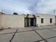 Casa céntrica a mts de Av. El Libertador