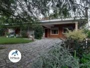 Casa centrica con 2 departamentos