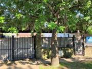 Casa Centrica en Funes, 2 dormitorios y pileta