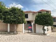 Casa céntrica en venta en Vista Hermosa