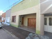 Casa céntrica en venta ubicada en calle L. n. Palama...