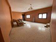 Casa Céntrica y con potencial: casa con visión de...