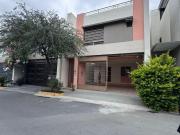 Casa Cerradas de Cumbres Sector Verona, Monterrey NL