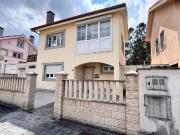 Casa chalet en Venta en A Laracha