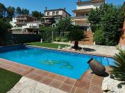 Casa chalet en Venta en Abrera