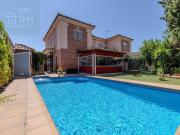 Casa chalet en Venta en Albolote