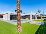Casa chalet en Venta en Algorfa