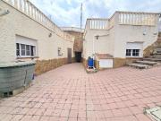 Casa chalet en Venta en Algueña