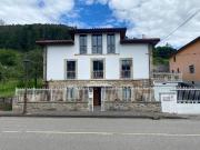 Casa chalet en Venta en Aller