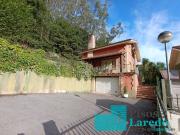 Casa chalet en Venta en Ampuero