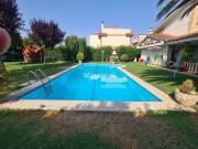 Casa chalet en Venta en Anguciana