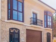 Casa chalet en Venta en Artajona