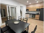 Casa chalet en Venta en Avenida de Abril 9 de Octubre