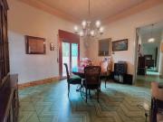 Casa chalet en Venta en Barri del Centre