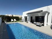 Casa chalet en Venta en Benijófar