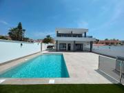 Casa chalet en Venta en Benijófar