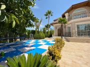 Casa chalet en Venta en Benijófar