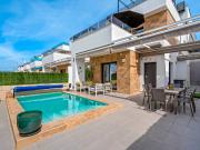 Casa chalet en Venta en Benijófar