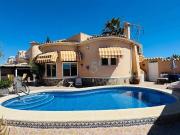 Casa chalet en Venta en Benijófar