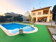 Casa chalet en Venta en Bigues i Riells