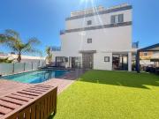 Casa chalet en Venta en Cabo de las Huertas