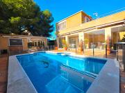 Casa chalet en Venta en Campoamor