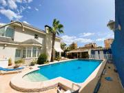 Casa chalet en Venta en Campoamor