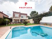 Casa chalet en Venta en Can Rial