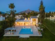 Casa chalet en Venta en Casco Antiguo