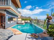 Casa chalet en Venta en Casco Urbano