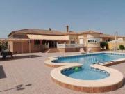 Casa chalet en Venta en Catral