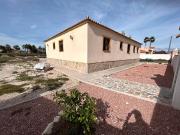 Casa chalet en Venta en Catral