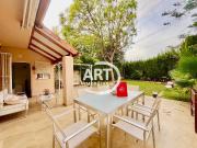 Casa adosada en Venta en Mas Camarena