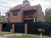 Casa chalet en Venta en City Bell