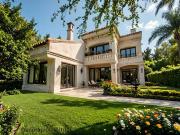 Casa chalet en Venta en Ciudad Naranco Prados de La Fuente