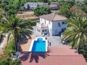 Casa chalet en Venta en Coín