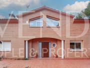 Casa chalet en Venta en Corbera de Llobregat