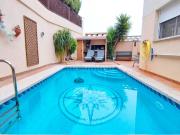 Casa chalet en Venta en Eixample