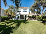 Casa chalet en Venta en El Faro de Calaburra Chaparral